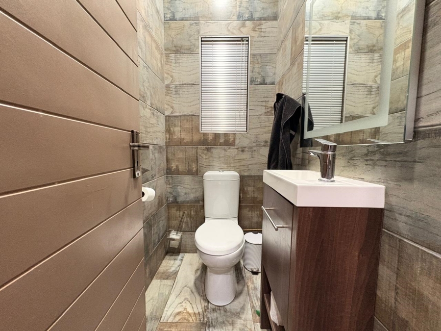 4 Bedroom Property for Sale in Dalpark Proper Gauteng