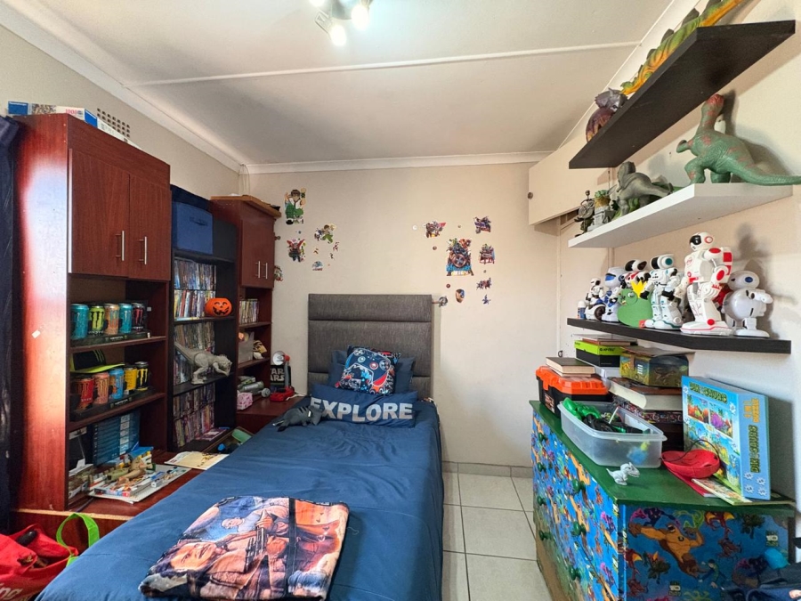 4 Bedroom Property for Sale in Dalpark Proper Gauteng