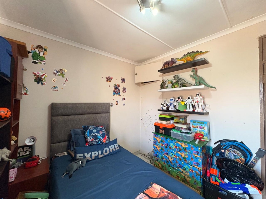 4 Bedroom Property for Sale in Dalpark Proper Gauteng