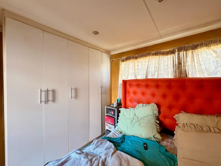 4 Bedroom Property for Sale in Dalpark Proper Gauteng