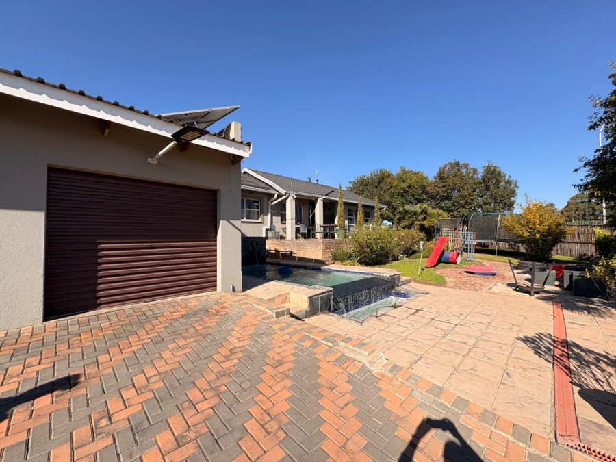 4 Bedroom Property for Sale in Dalpark Proper Gauteng
