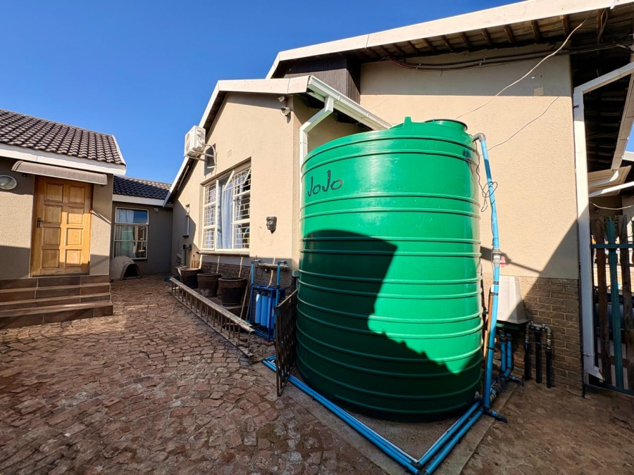 4 Bedroom Property for Sale in Dalpark Proper Gauteng