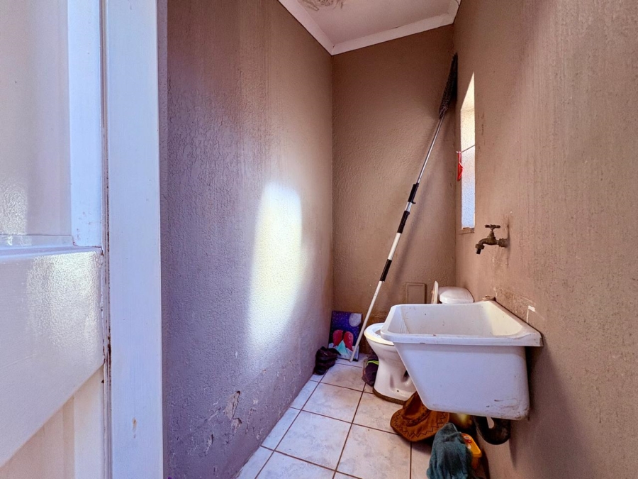 4 Bedroom Property for Sale in Dalpark Proper Gauteng