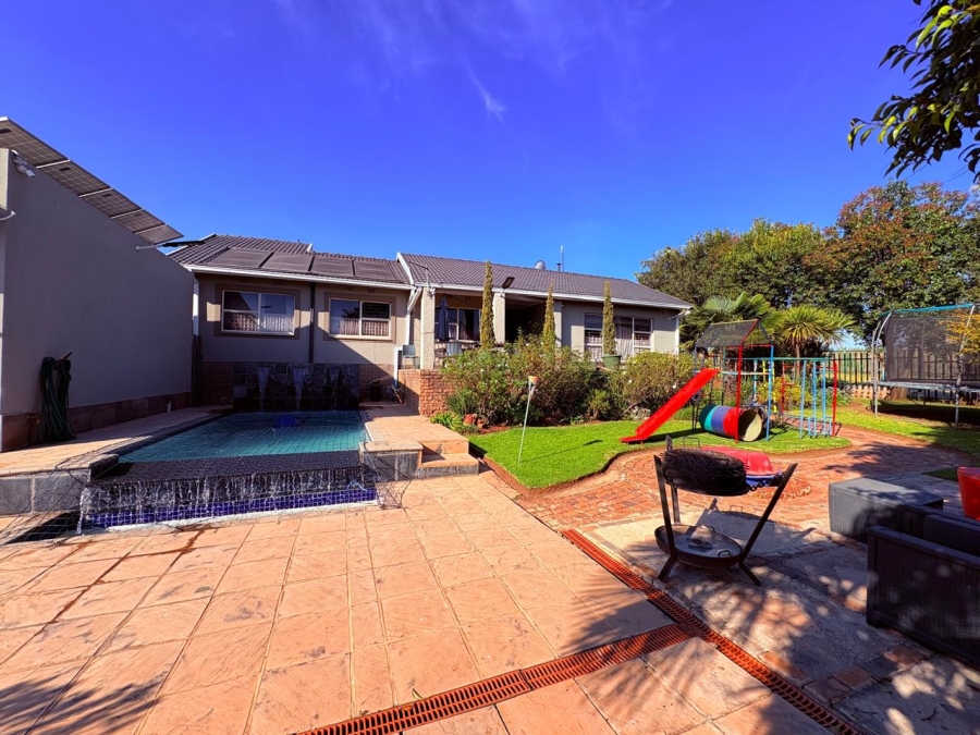 4 Bedroom Property for Sale in Dalpark Proper Gauteng