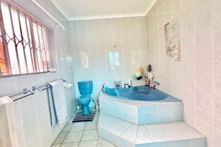 4 Bedroom Property for Sale in Dalpark Gauteng