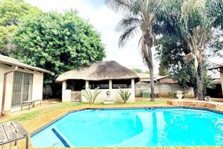 4 Bedroom Property for Sale in Dalpark Gauteng
