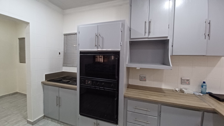 3 Bedroom Property for Sale in Vanderbijlpark SE 2 Gauteng