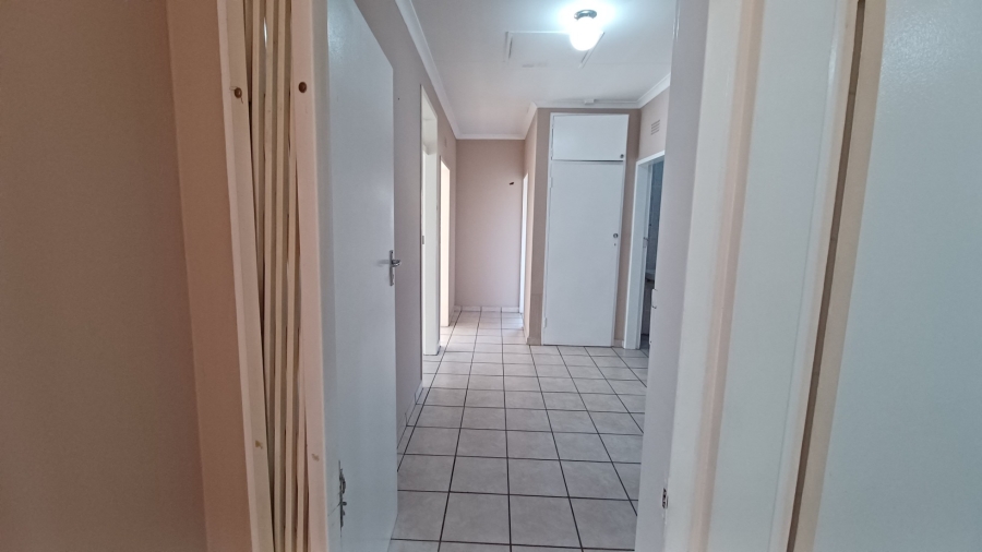 3 Bedroom Property for Sale in Vanderbijlpark SE 2 Gauteng