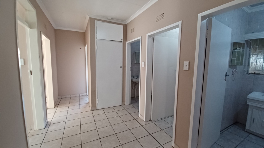 3 Bedroom Property for Sale in Vanderbijlpark SE 2 Gauteng