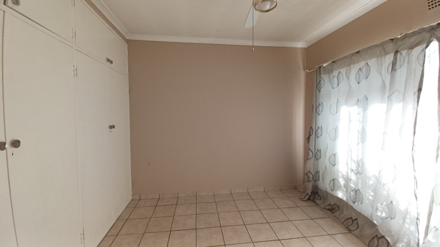 3 Bedroom Property for Sale in Vanderbijlpark SE 2 Gauteng
