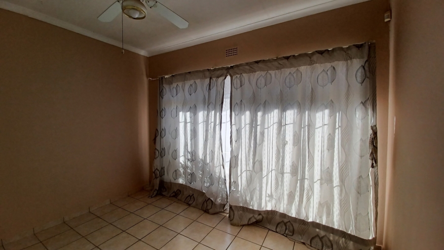 3 Bedroom Property for Sale in Vanderbijlpark SE 2 Gauteng