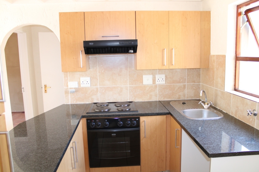 1 Bedroom Property for Sale in Lonehill Gauteng