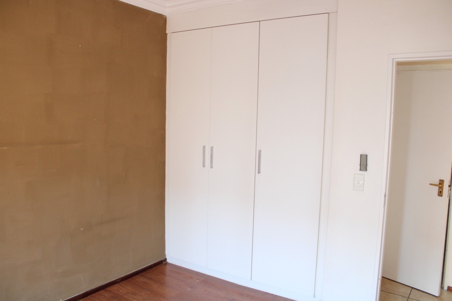 1 Bedroom Property for Sale in Lonehill Gauteng
