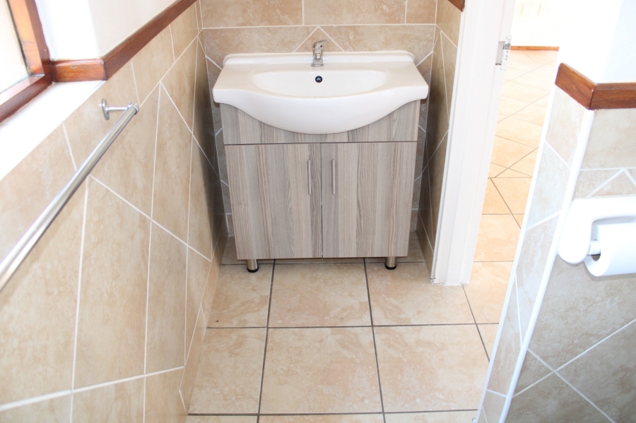1 Bedroom Property for Sale in Lonehill Gauteng