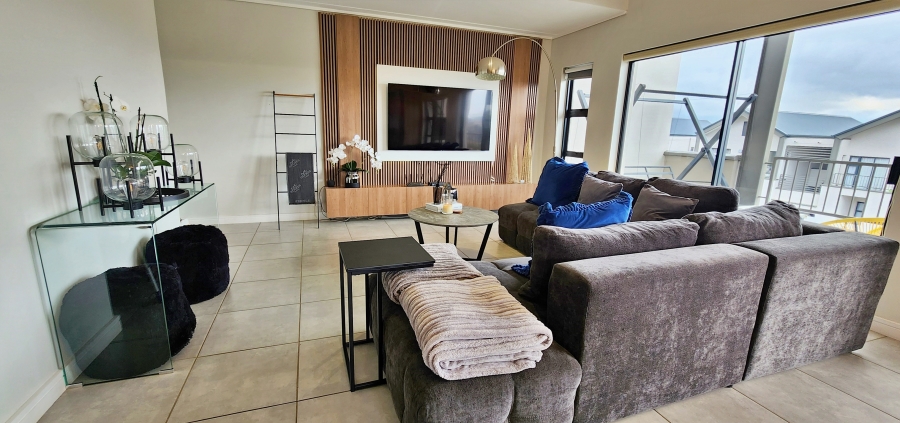 2 Bedroom Property for Sale in Waterfall Gauteng