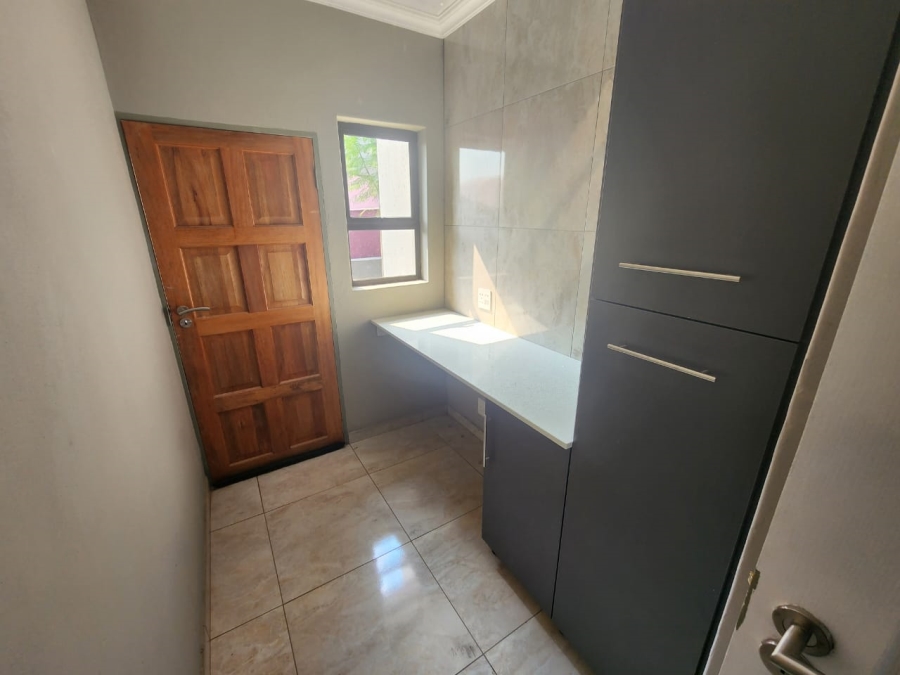 4 Bedroom Property for Sale in Zambezi Manor Lifestyle Estate Gauteng