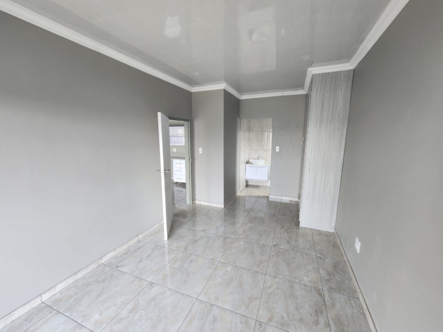 4 Bedroom Property for Sale in Zambezi Manor Lifestyle Estate Gauteng