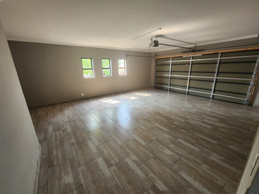 4 Bedroom Property for Sale in Zambezi Manor Lifestyle Estate Gauteng