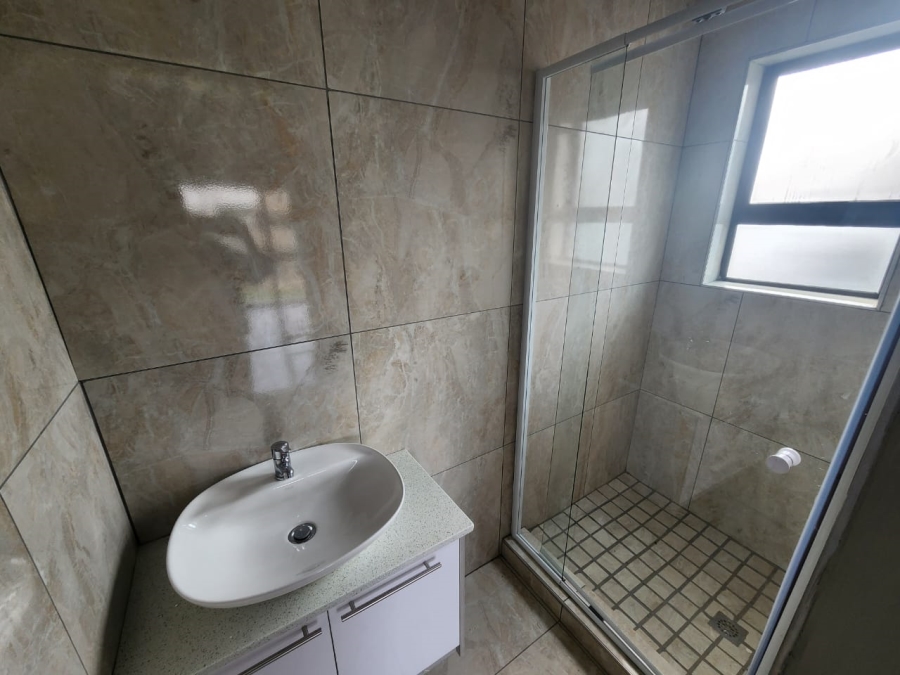 4 Bedroom Property for Sale in Zambezi Manor Lifestyle Estate Gauteng