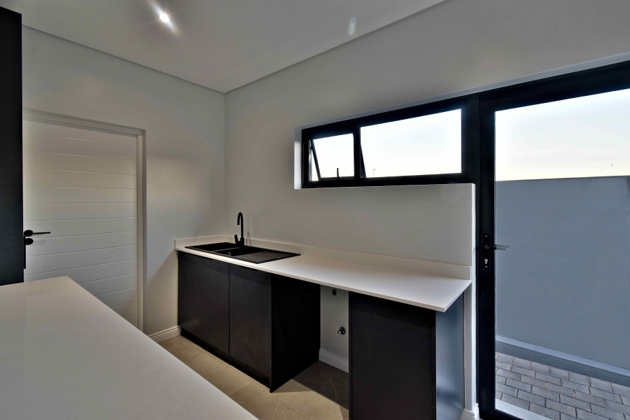5 Bedroom Property for Sale in Fountainbrook Estate Gauteng