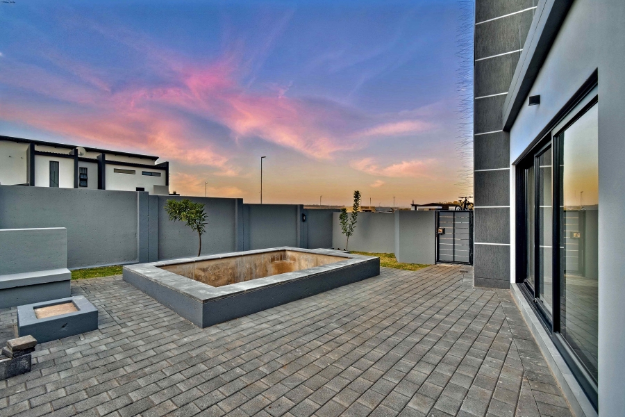 5 Bedroom Property for Sale in Fountainbrook Estate Gauteng