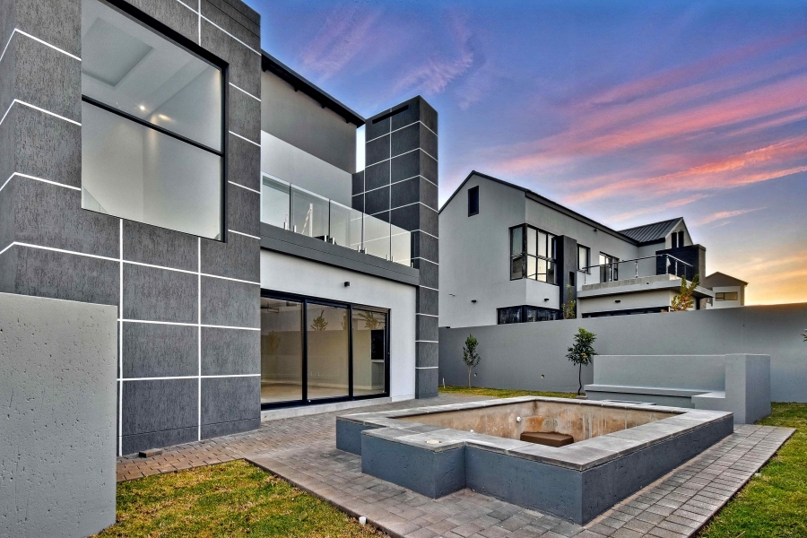 5 Bedroom Property for Sale in Fountainbrook Estate Gauteng