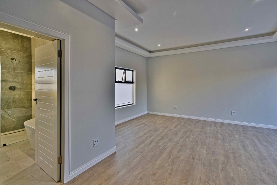 5 Bedroom Property for Sale in Fountainbrook Estate Gauteng