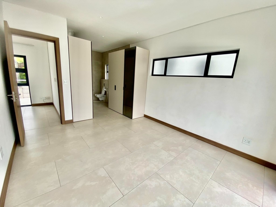 To Let 2 Bedroom Property for Rent in Sandown Gauteng