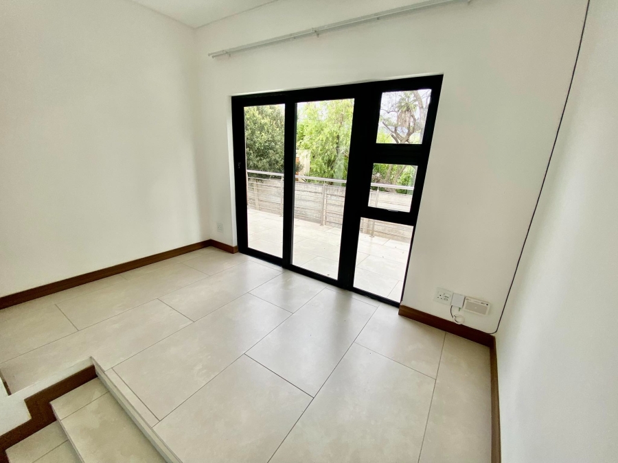 To Let 2 Bedroom Property for Rent in Sandown Gauteng