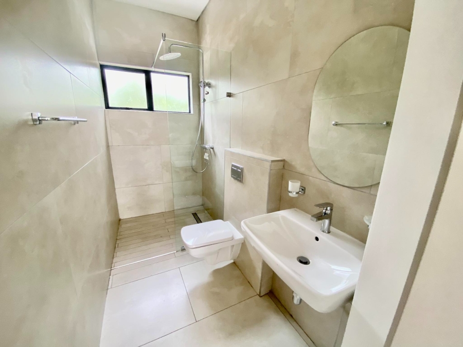 To Let 2 Bedroom Property for Rent in Sandown Gauteng
