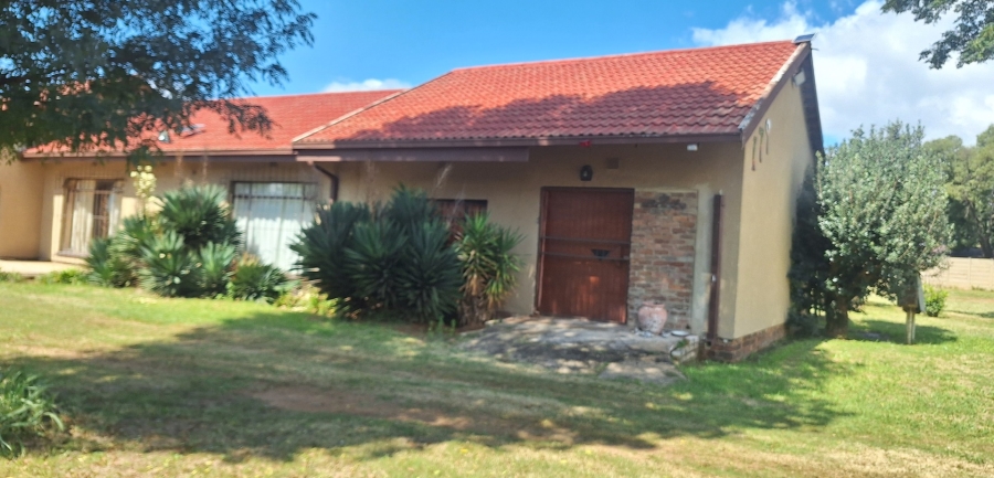 3 Bedroom Property for Sale in Mullerstuine Gauteng