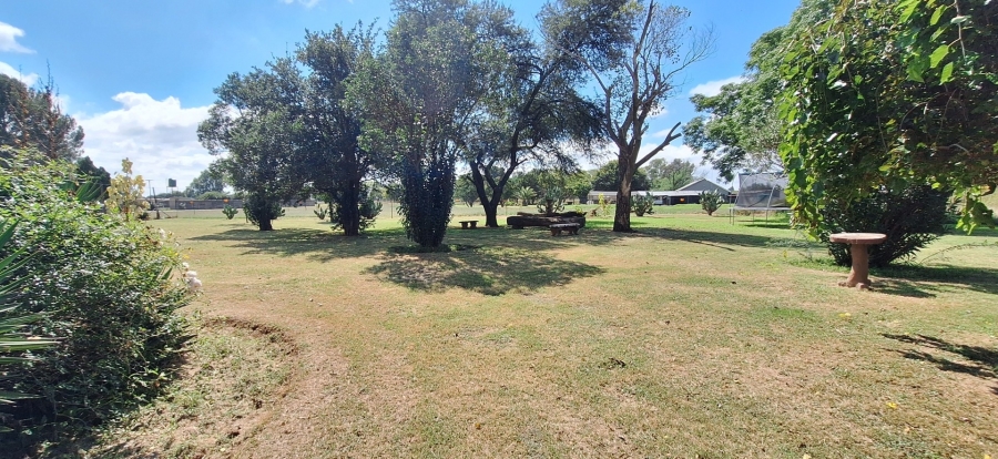 3 Bedroom Property for Sale in Mullerstuine Gauteng