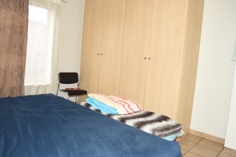 2 Bedroom Property for Sale in The Orchards Gauteng
