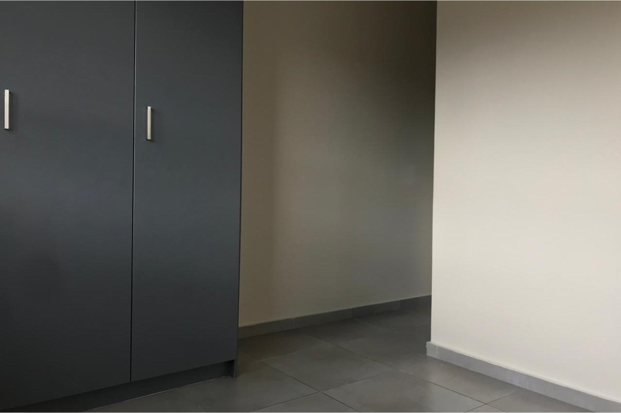 2 Bedroom Property for Sale in Vorna Valley Gauteng