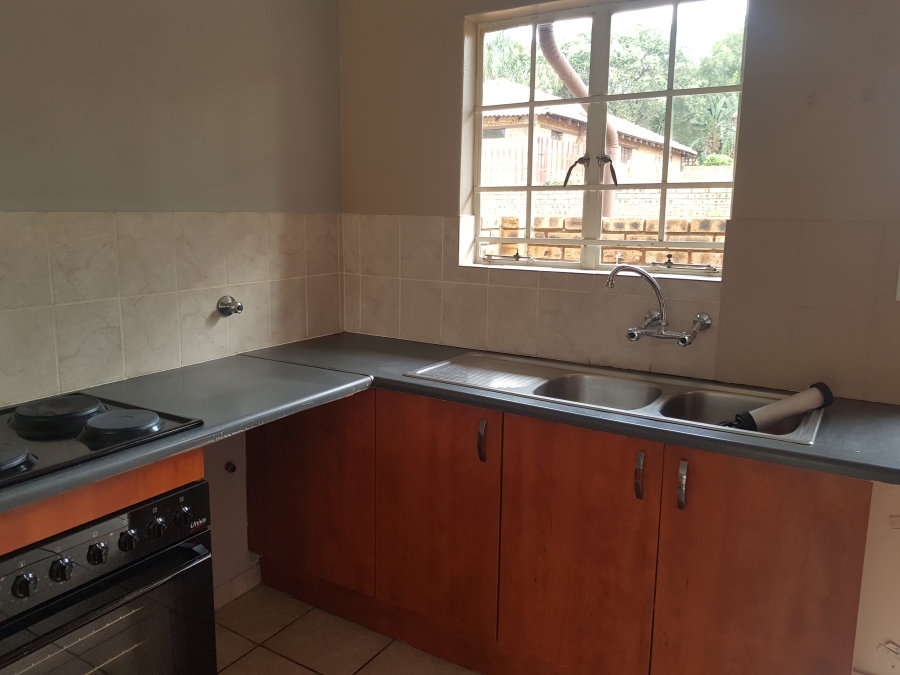 2 Bedroom Property for Sale in Amandasig Gauteng