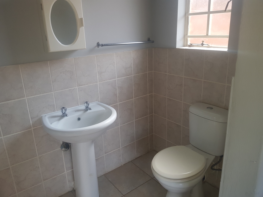 2 Bedroom Property for Sale in Amandasig Gauteng
