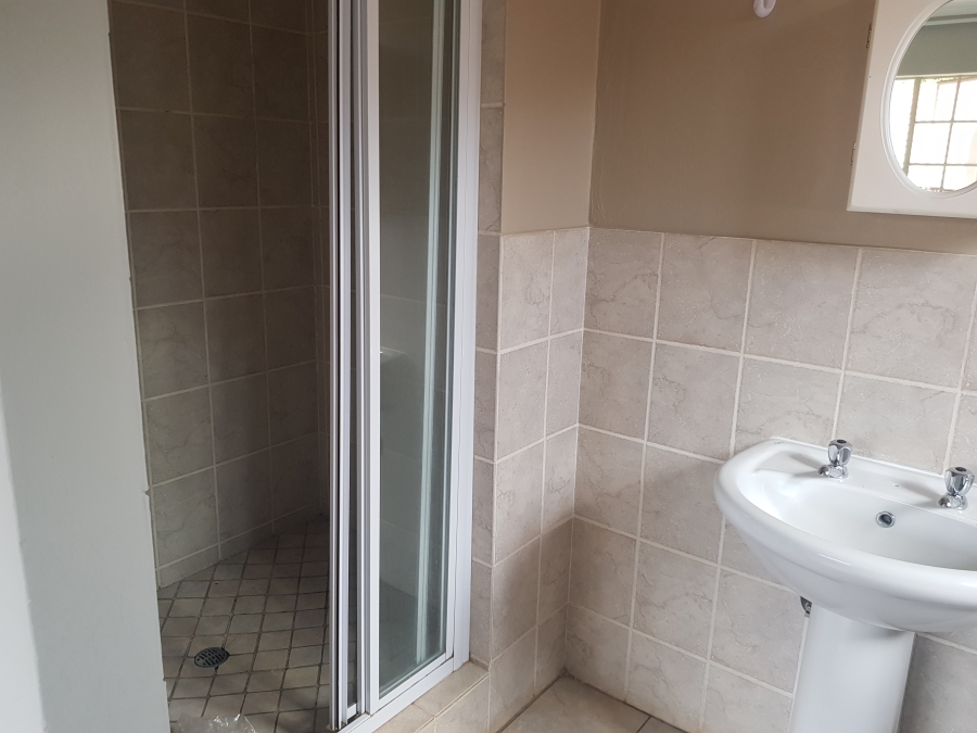 2 Bedroom Property for Sale in Amandasig Gauteng