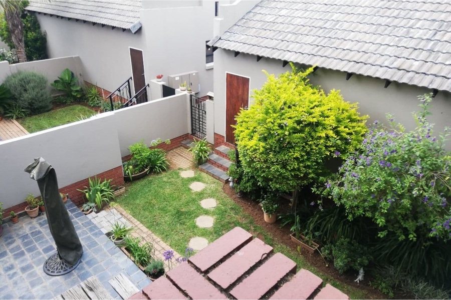 To Let 3 Bedroom Property for Rent in Fourways Gauteng