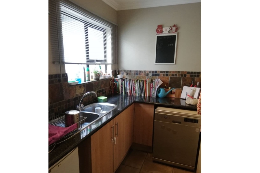 To Let 3 Bedroom Property for Rent in Fourways Gauteng