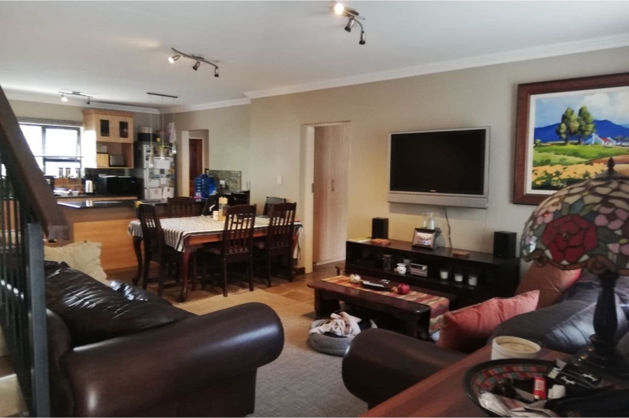 To Let 3 Bedroom Property for Rent in Fourways Gauteng