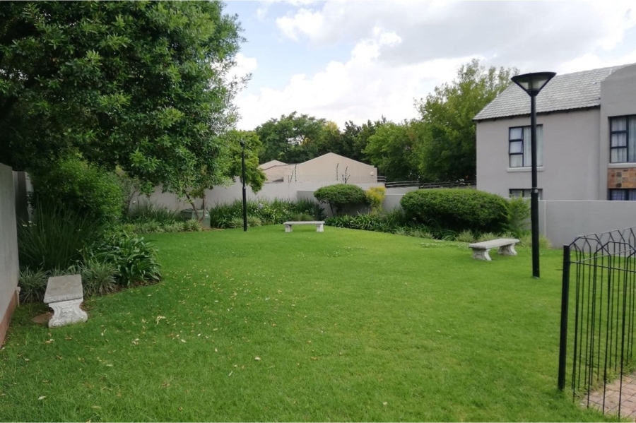 To Let 3 Bedroom Property for Rent in Fourways Gauteng