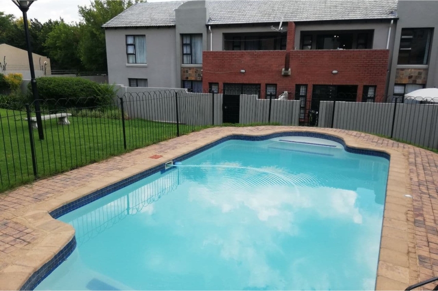 To Let 3 Bedroom Property for Rent in Fourways Gauteng