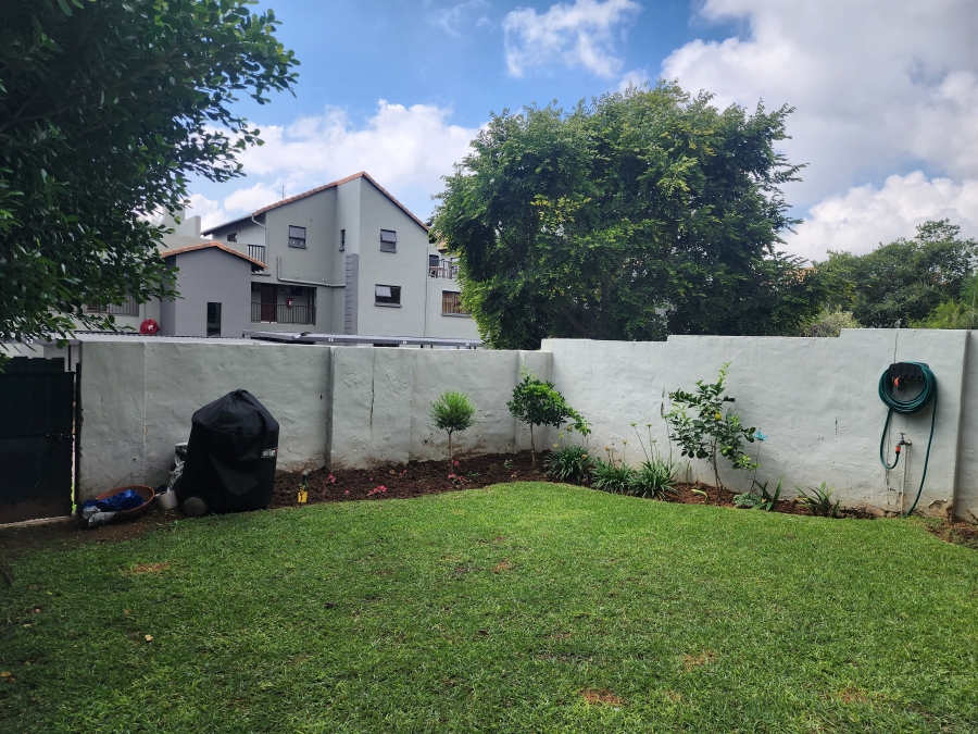 1 Bedroom Property for Sale in Paulshof Gauteng