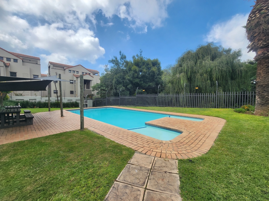 1 Bedroom Property for Sale in Paulshof Gauteng