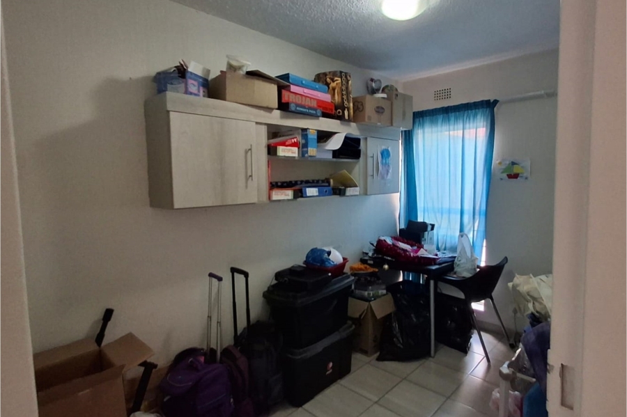 3 Bedroom Property for Sale in Farrarmere Gauteng
