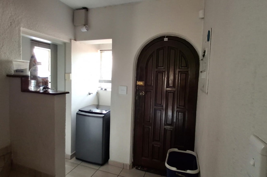 3 Bedroom Property for Sale in Farrarmere Gauteng