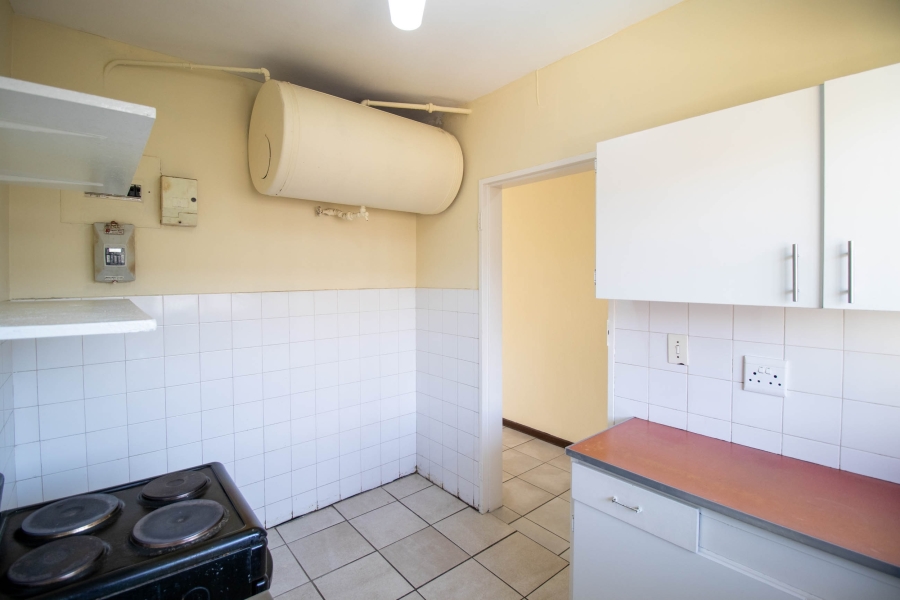1 Bedroom Property for Sale in Kensington B Gauteng