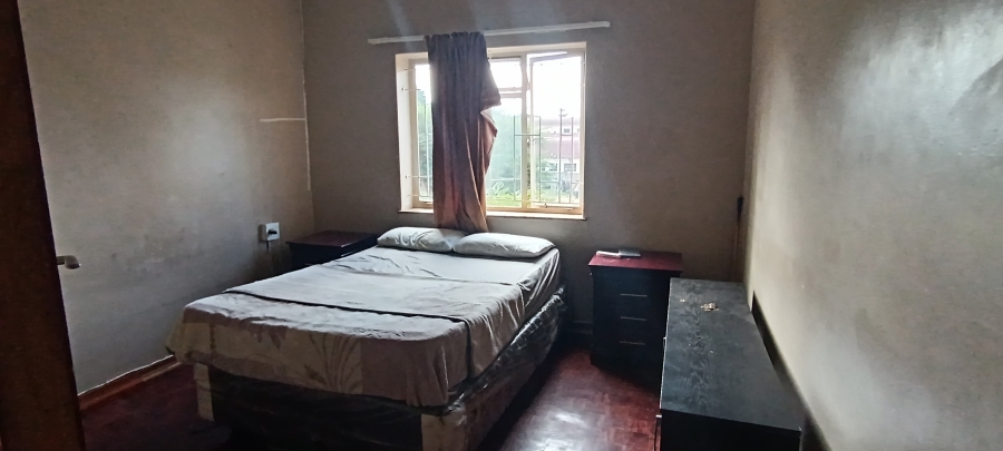 2 Bedroom Property for Sale in Pretoria North Gauteng