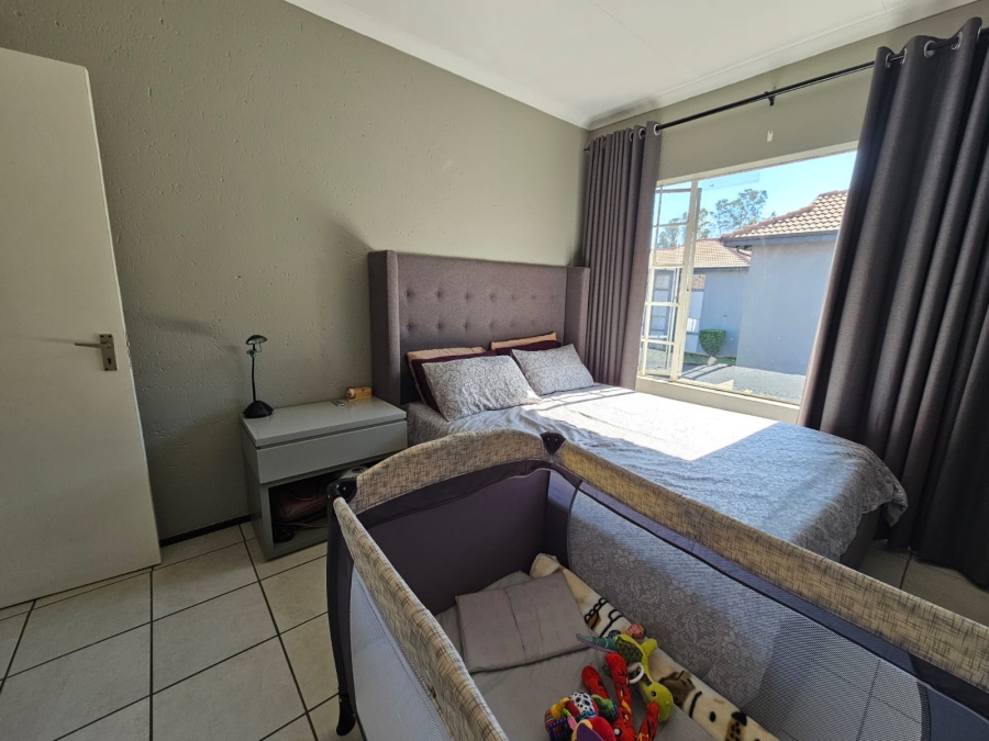 2 Bedroom Property for Sale in Fairlead Gauteng
