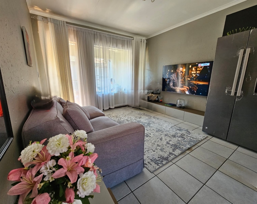 2 Bedroom Property for Sale in Fairlead Gauteng